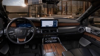 2024 Lincoln Lincoln Navigator Internal Image 2